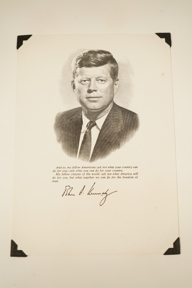 BRITISH ISLES SPECIALIZED 1960s JFK CINDERELLAS 250+ STAMPS & 50+ COVERS