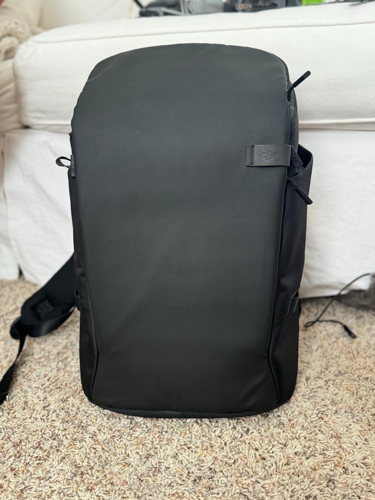 DJI FPV Combo Drone with Remote Control, Motion Controller, V2 Goggles