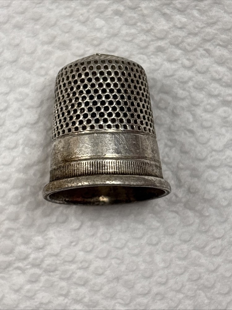Antique Sterling Silver Size 9 Etched Thimble