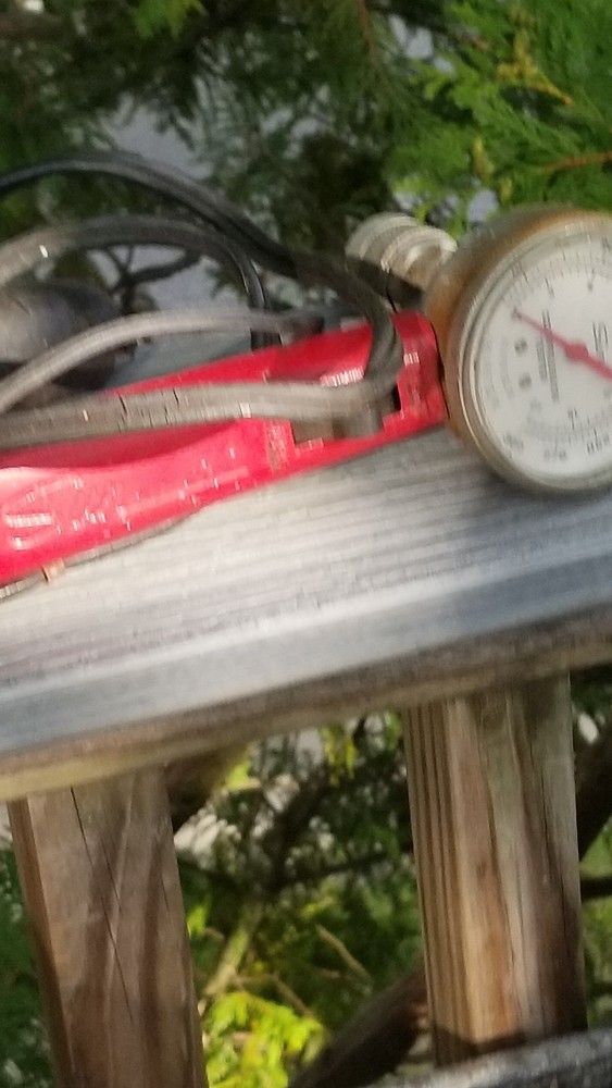 VINTAGE SUN AUTO COMPRESSION TESTER AND SUNLINE INDUCTIVE TIMING LIGHT