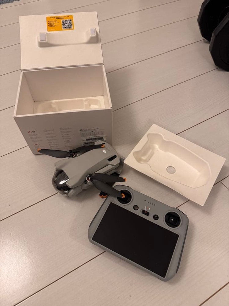 Dji Mini 3 Drone Gray With Remote Controller Compact Foldable Gps Camera Rc