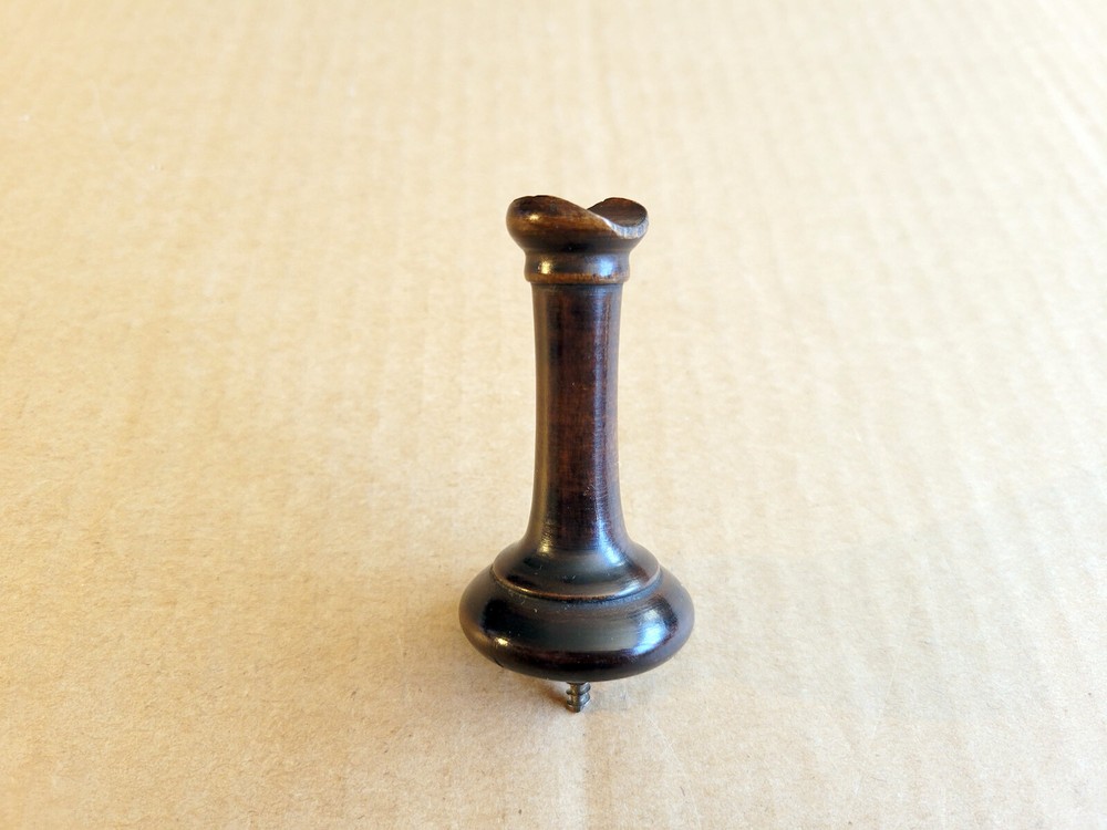 Gilbert tone arm rest