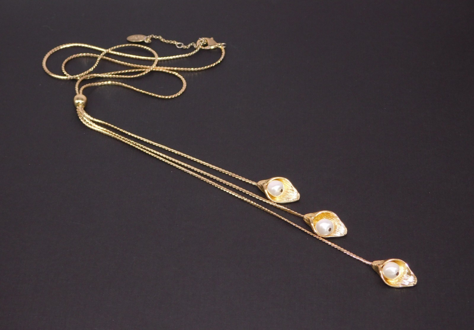 ANN TAYLOR Gold Tone & Simulated Pearl Y-Drop Dangle Pendant Necklace