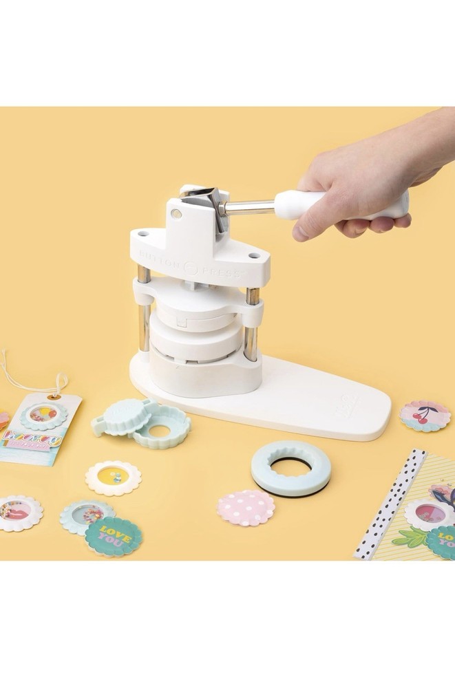 We R makers Button Press Insert Bundle 2 Puffy Sticker, 1 Heart Insert
