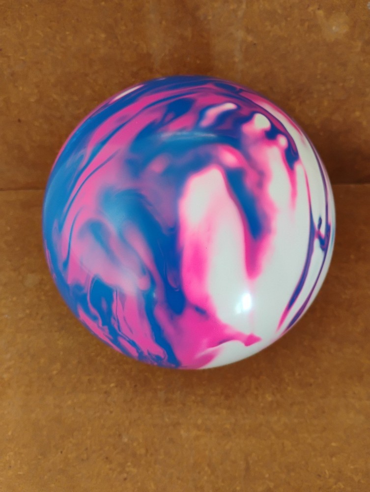 Brunswick Infinity Quest Solid 14 lb bowling ball Undrilled