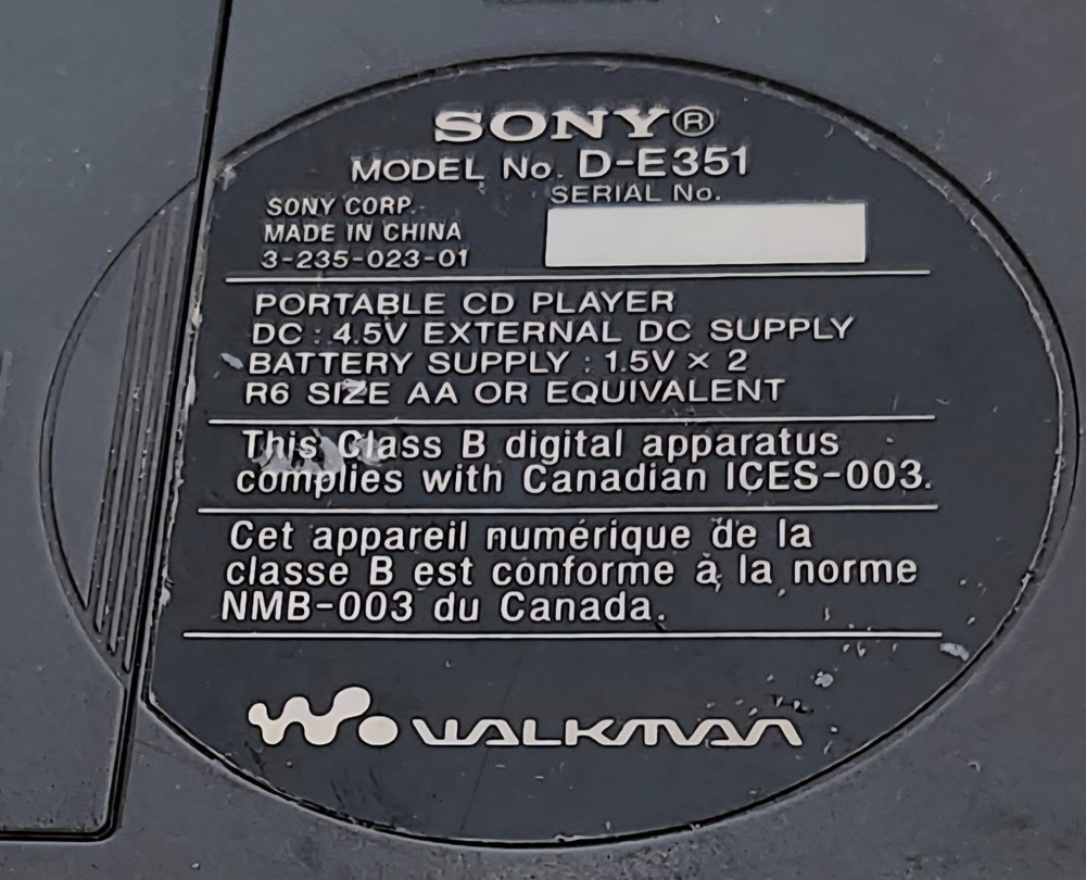Sony Walkman D-E351 Max Personal Portable CD Player Silver Tested Working