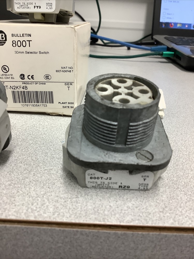 Allen Bradley 800T Selector Switch Lot