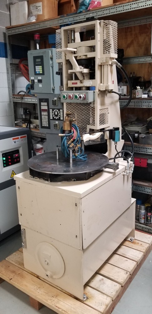 IPC Vertical molding machine Variable Illinois Precision 25 ton book mold Ex Con