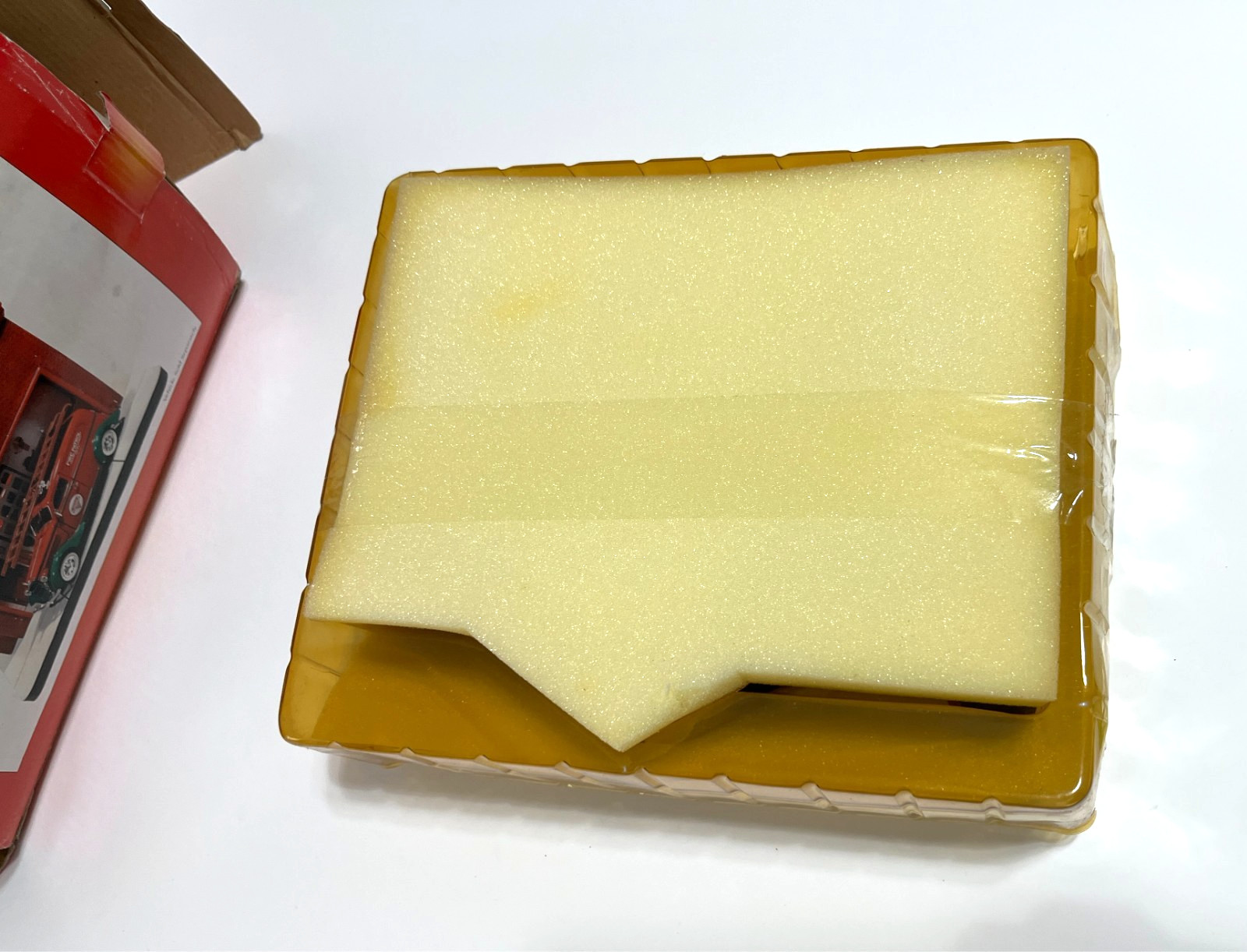 CONOCO Fire Station Patrol Model Crown Vintage Building Premium 2001 Diorama