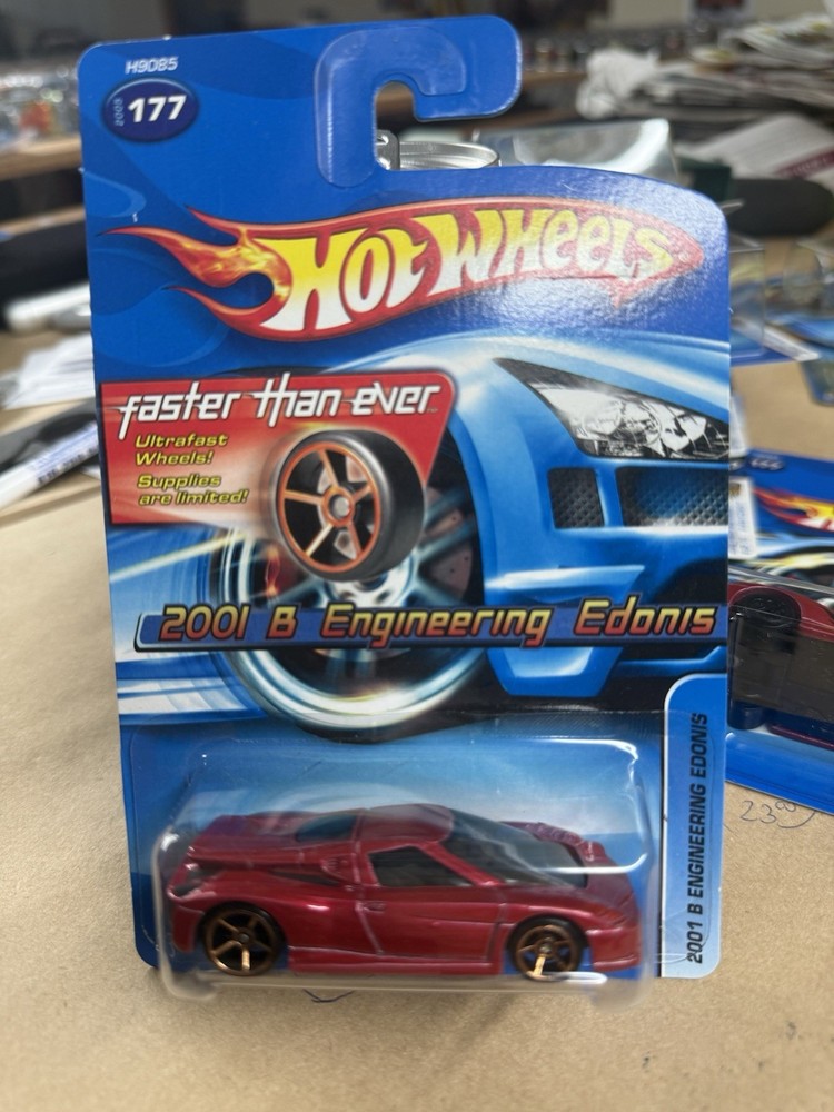 2005 Hot Wheels #177 Mainline Issue 2001 B Engineering Edonis GOLD WHEELS