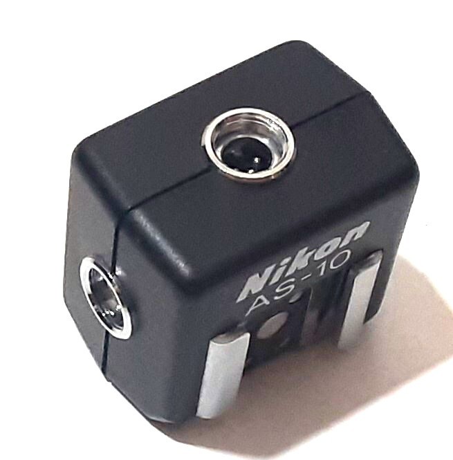Nikon AS-10 Multi Cord TTL Flash Adapter