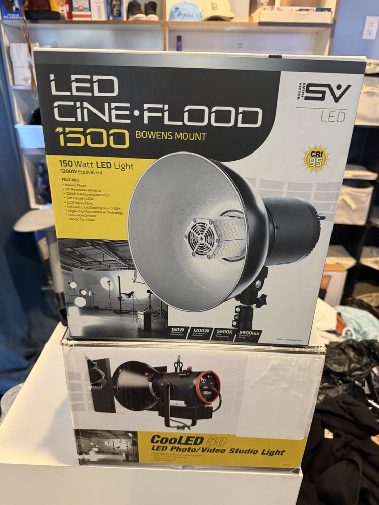 Smith- Victor Light Combo Lighting