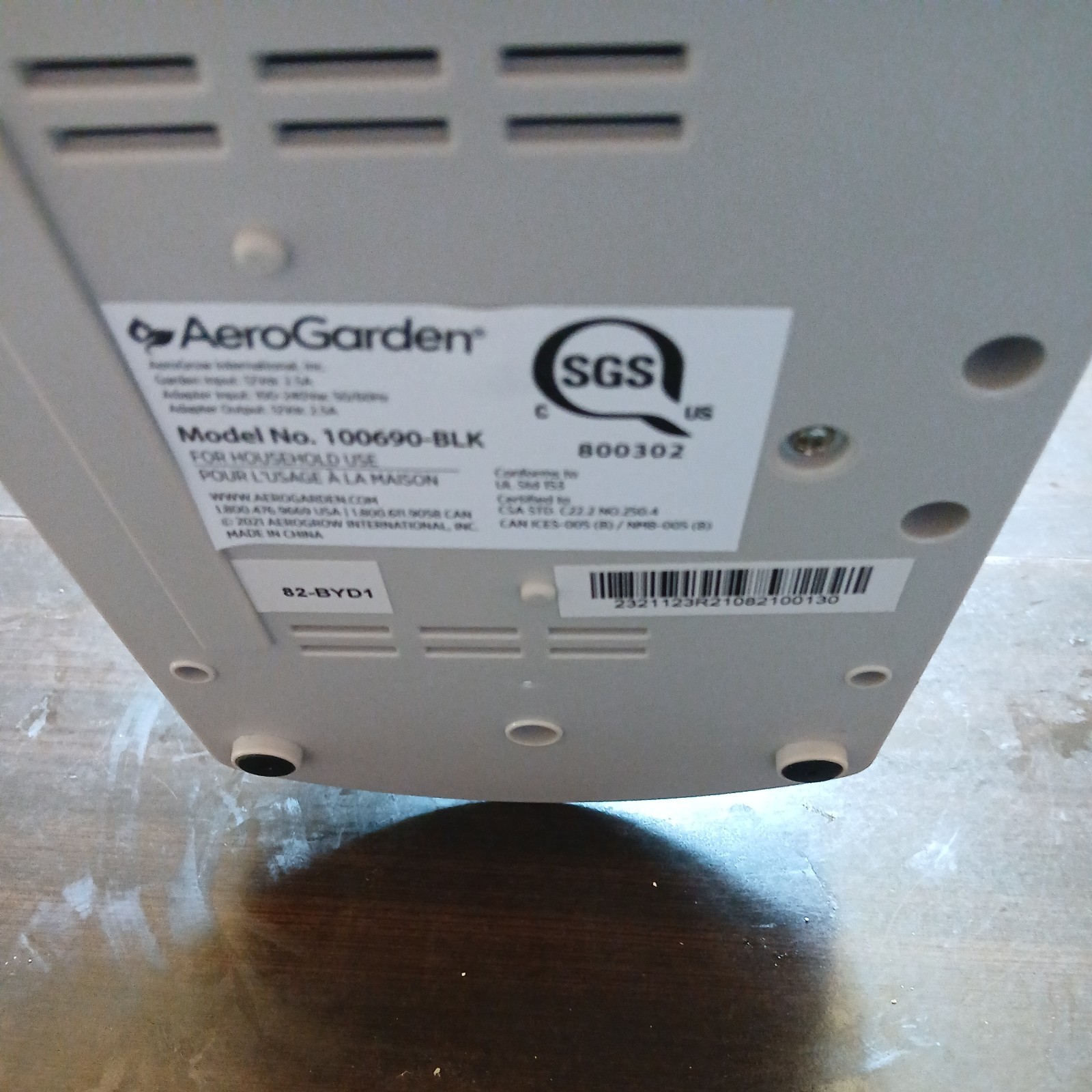 AeroGarden Harvest Home Garden System indoor Black -  100690-BLK Tested