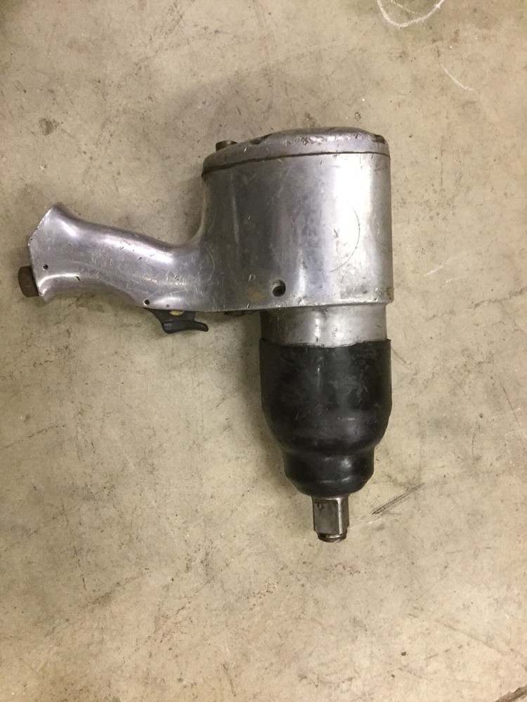 Impact Wrench Universal Tool UT-8310R 3/4"