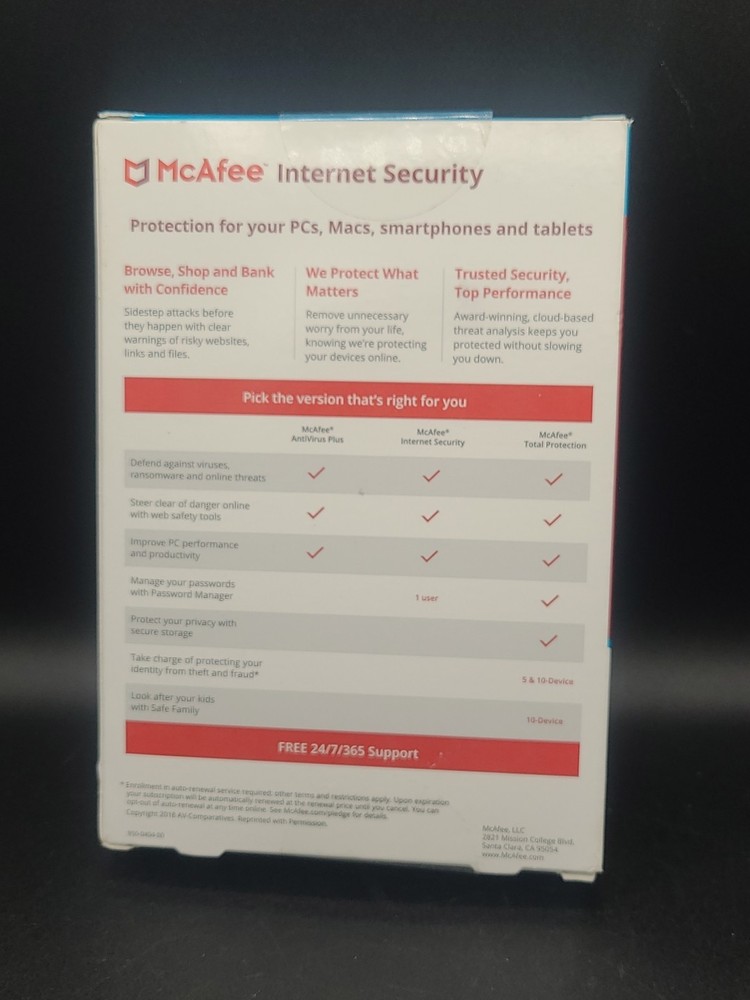 McAfee Internet Security 10 Devices, 1 Year Suscription.