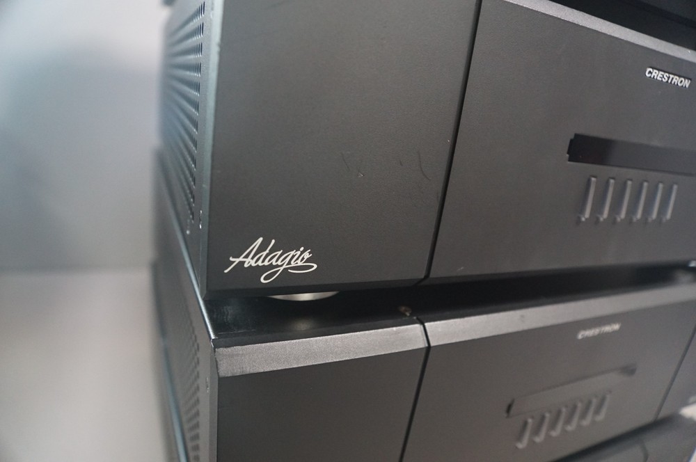 CRESTRON ADAGIO AUDIO EXPANDER MUTI ZONE AMPLIFIER