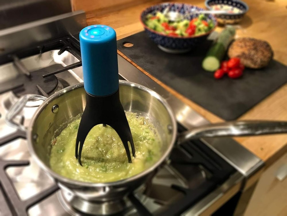 Effortless Cooking: Teal & Grey Automatic Stirrer with Timer & Dishwasher Safe