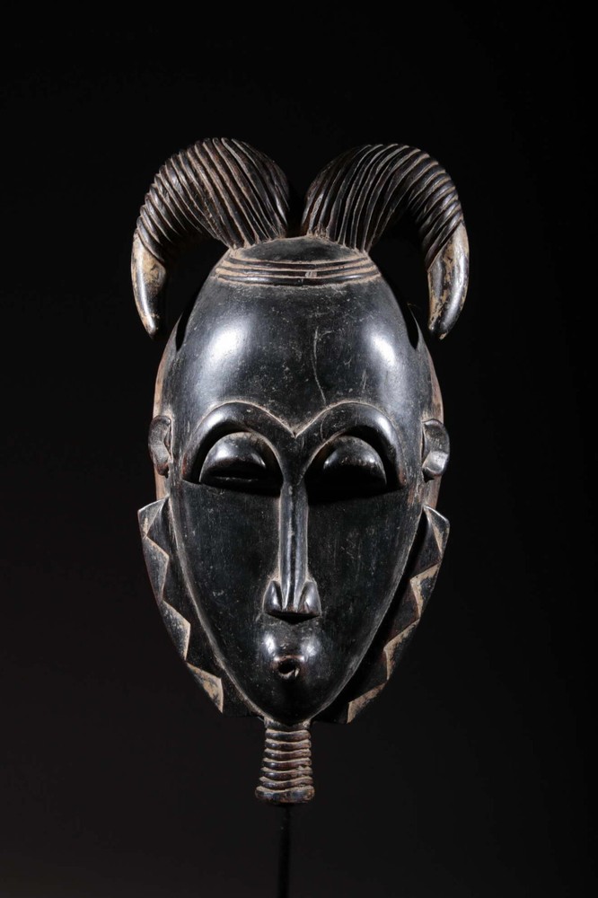 Mask Yohouré 2224