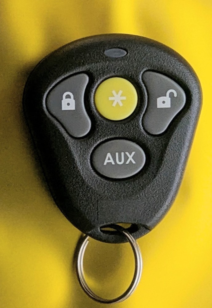 Directed Electronics 474T 434 MHz 2/66 Codes 4-Button Transmitter