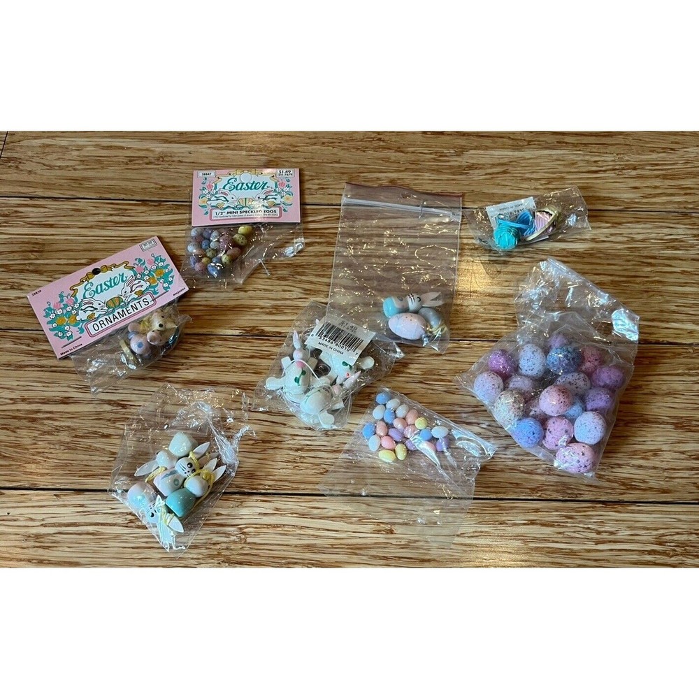 Vtg painted wood Wooden Easter Spring Mini Craft Bunny Eggs Baskets Lot