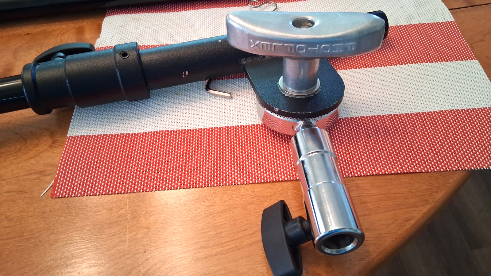 PhotoFlex Professional Boom Arm or Light Stand Extension - Looong - LOOK