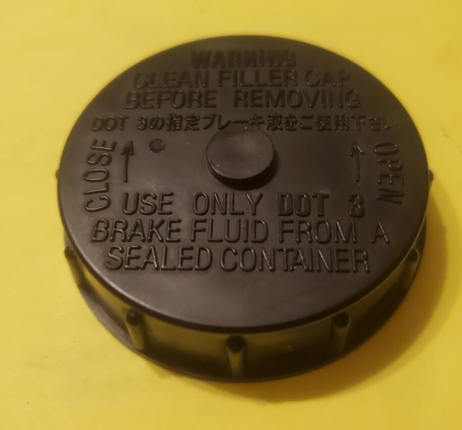 Nissan Infiniti Brake Master Cylinder Fluid Reservoir Cap Cover OEM 46020-AL500