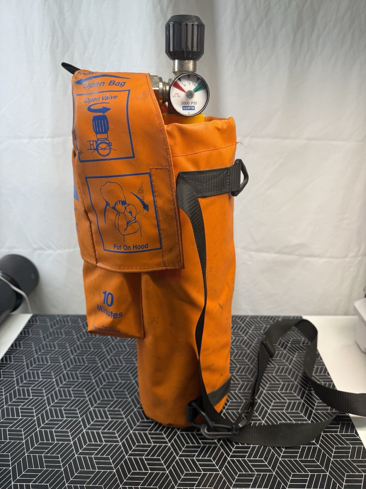 North Model 850 Respirator Emergency Escape Breathing Apparatus