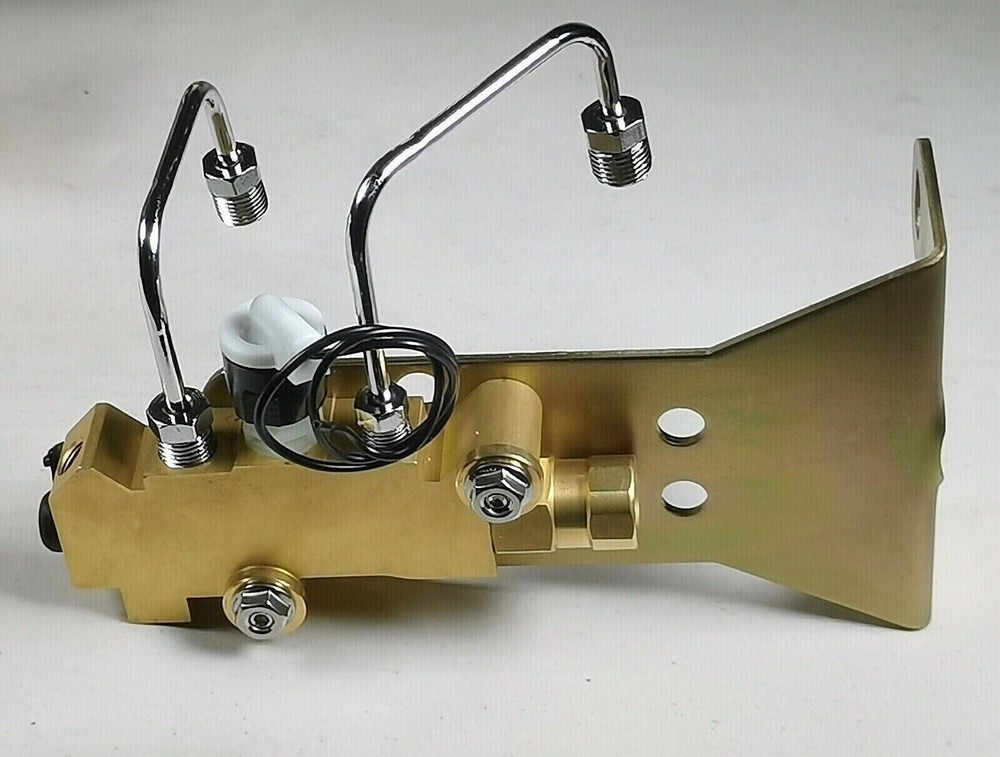 Master Cylinder Disc Disc Proportioning Valve + Lines & Bottom Mount Bracket Kit