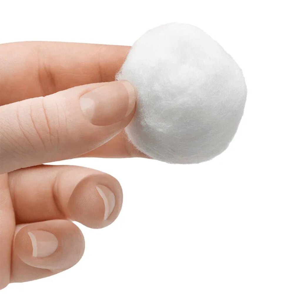 White Jumbo Cotton Balls: 100 Pack