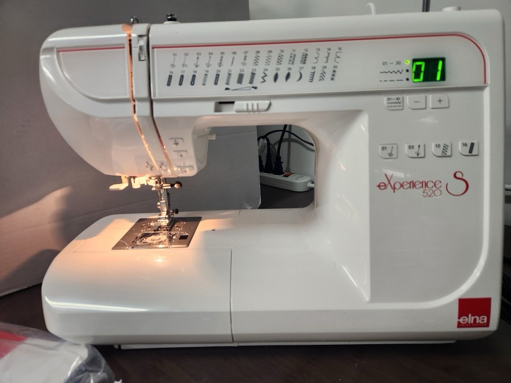 Elna eXperience 520 S Sewing Machine