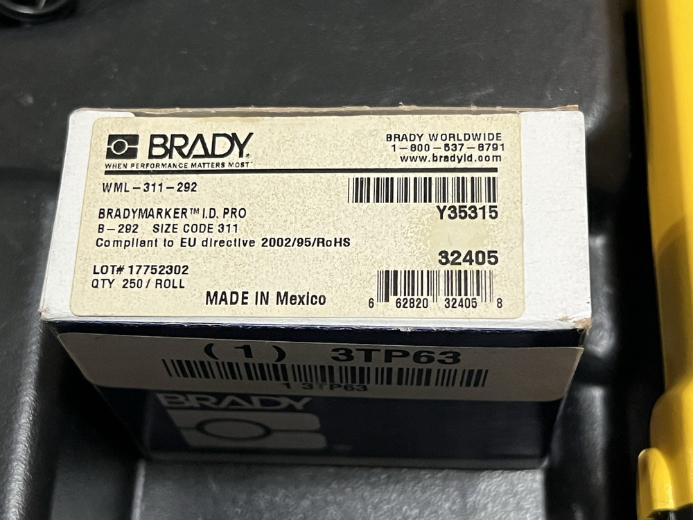 Brady ID Pro Plus Wire Marker Printer Set Mobile with case Dead Batteries