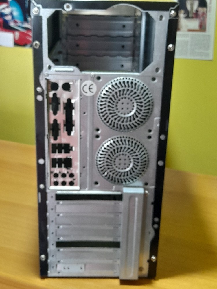 USED DESKTOP CASE