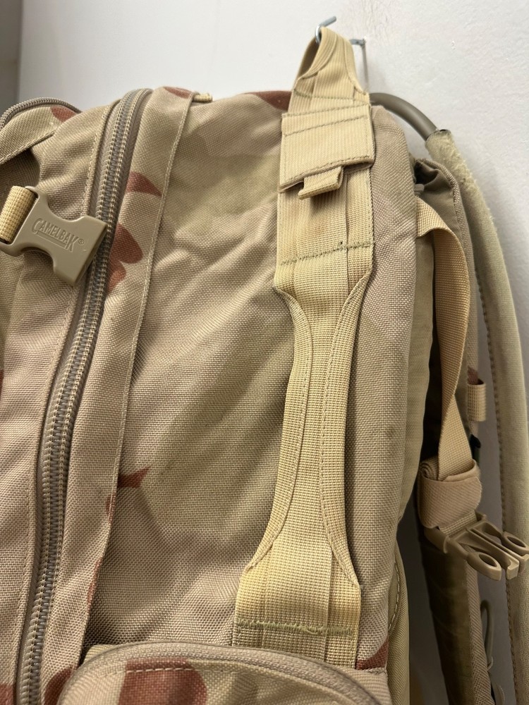 Camelback Maximum Gear BFM Hydration Backpack Desert Camo XL Tactical Military