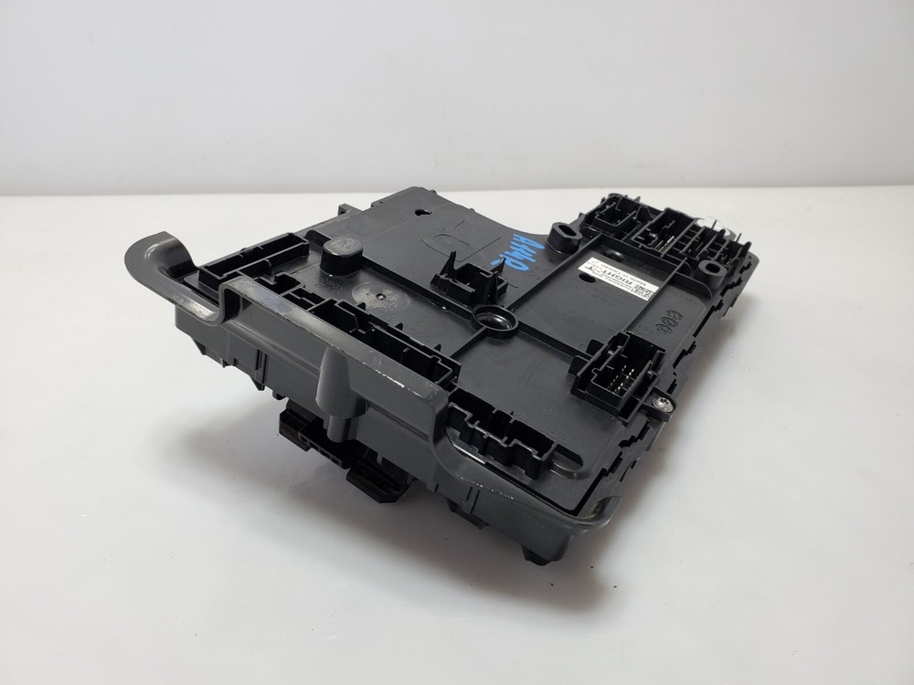 ✅ 20-22 OEM Tesla Model Y Right Passenger Side Voltage Body Control Module Unit