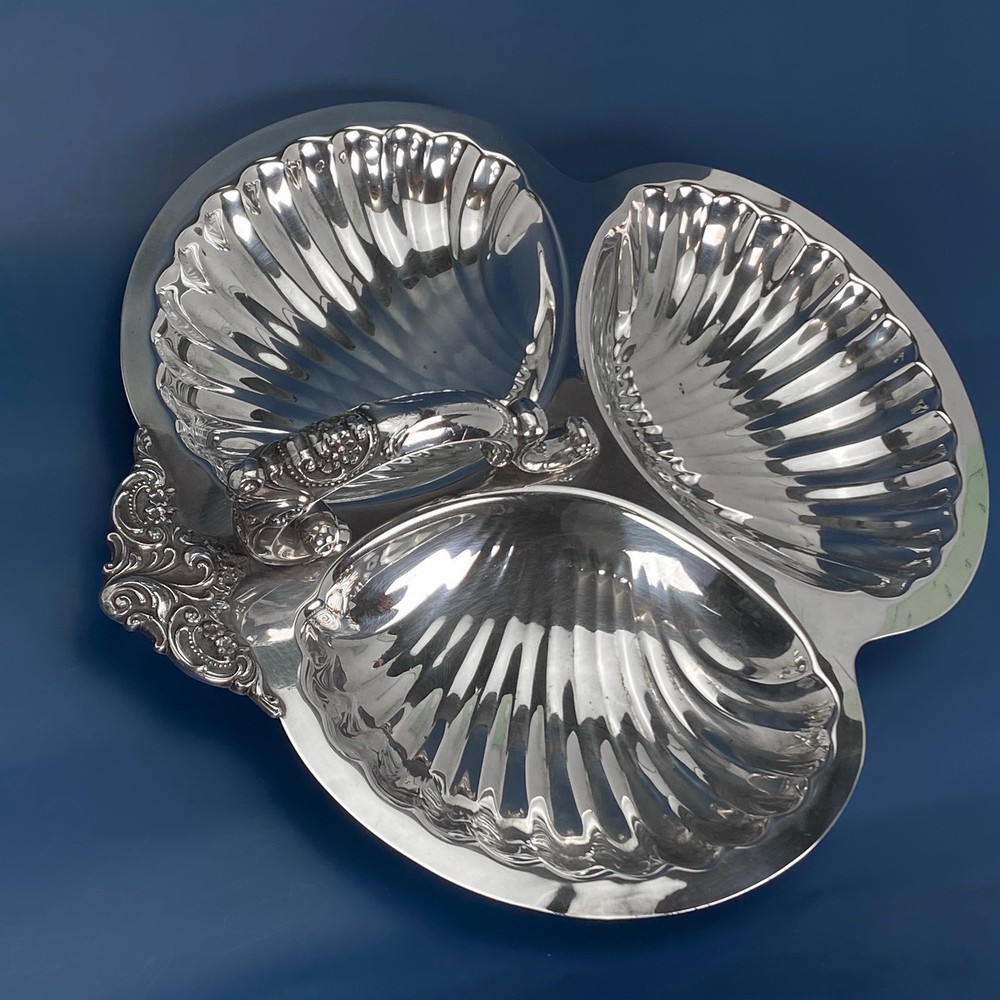 Baroque by Wallace Silversmiths 3-Section Clam Shell Serving Dish