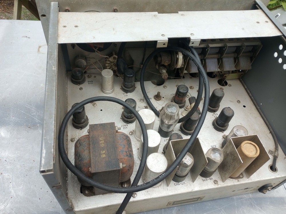 HP Model 330 B Distortion Analyzer