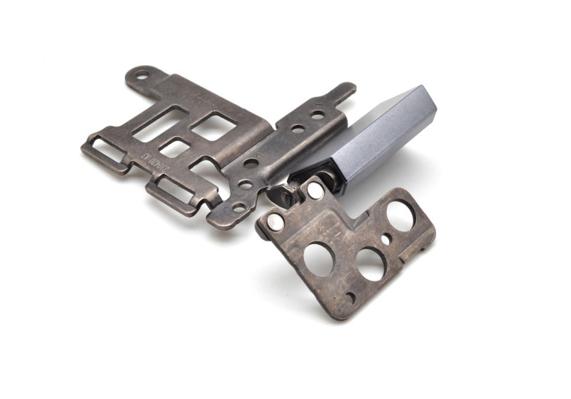 33.A6XN7.001 - Hinge Left With Rubber