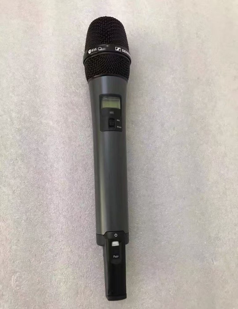 Sennheiser EWD1 Wireless Set With E835 Cardioid Microphone and Receiver