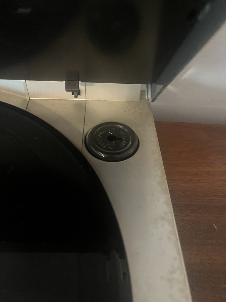 JVC L-E22 Fully Automatic Turntable Linear Tracking Turntable Works