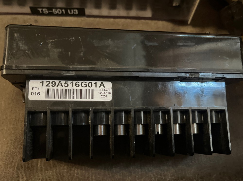 ABB 129A516G01A Auxiliary Switch Trip CS-1657