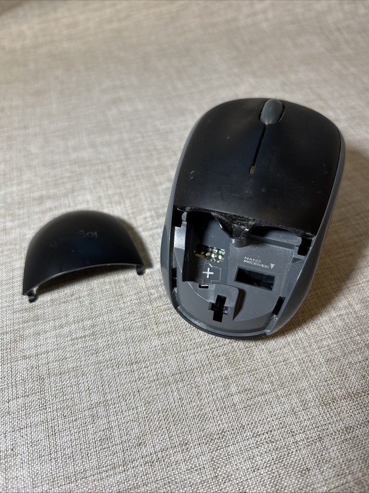 Logitech MK330 Wireless Keyboard And Mouse