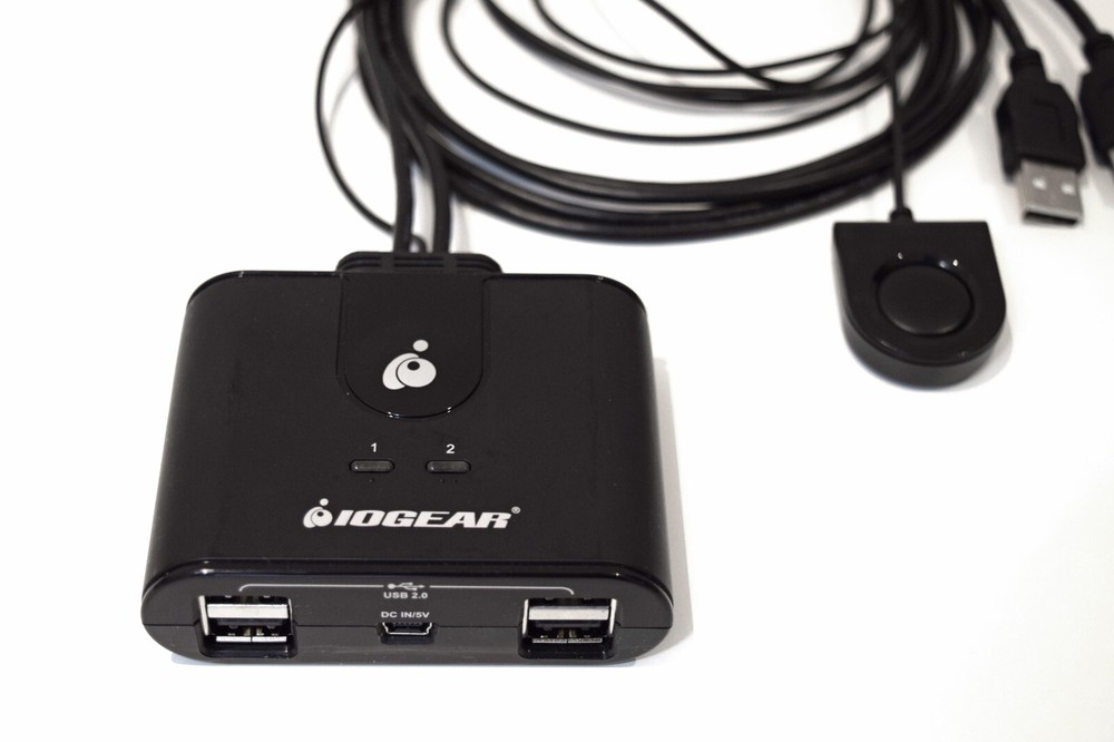 IOGEAR 2x4 USB 2.0 Peripheral Sharing Switch