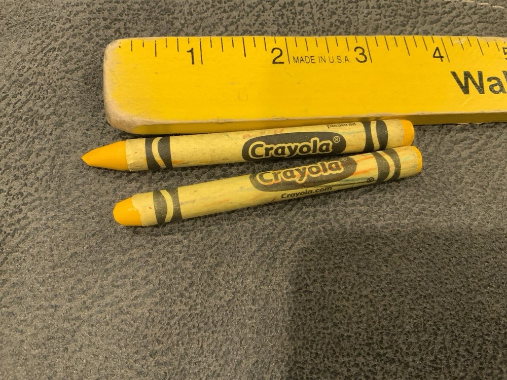 Crayola Dandelion Crayons DISCONTINUED