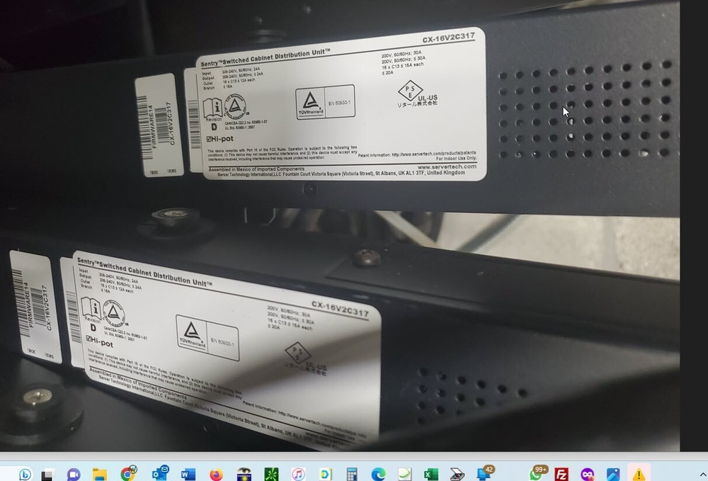 SERVER TECHNOLOGY CW-16V2C317 | Sentry 0U Rack Mount Switched CDU