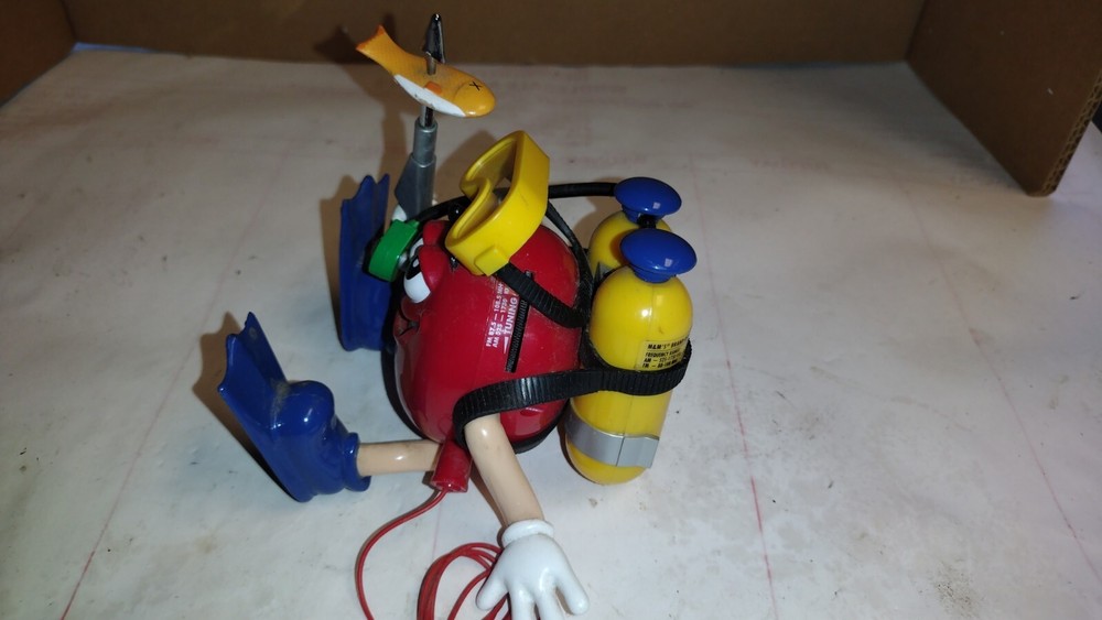 M&M Diver Transistor Radio