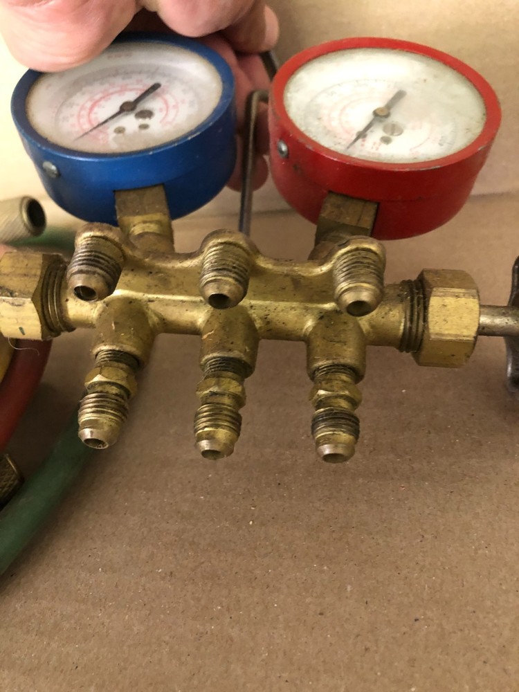 UNIWELD 100QAS TESTING AND CHARGING MANIFOLD