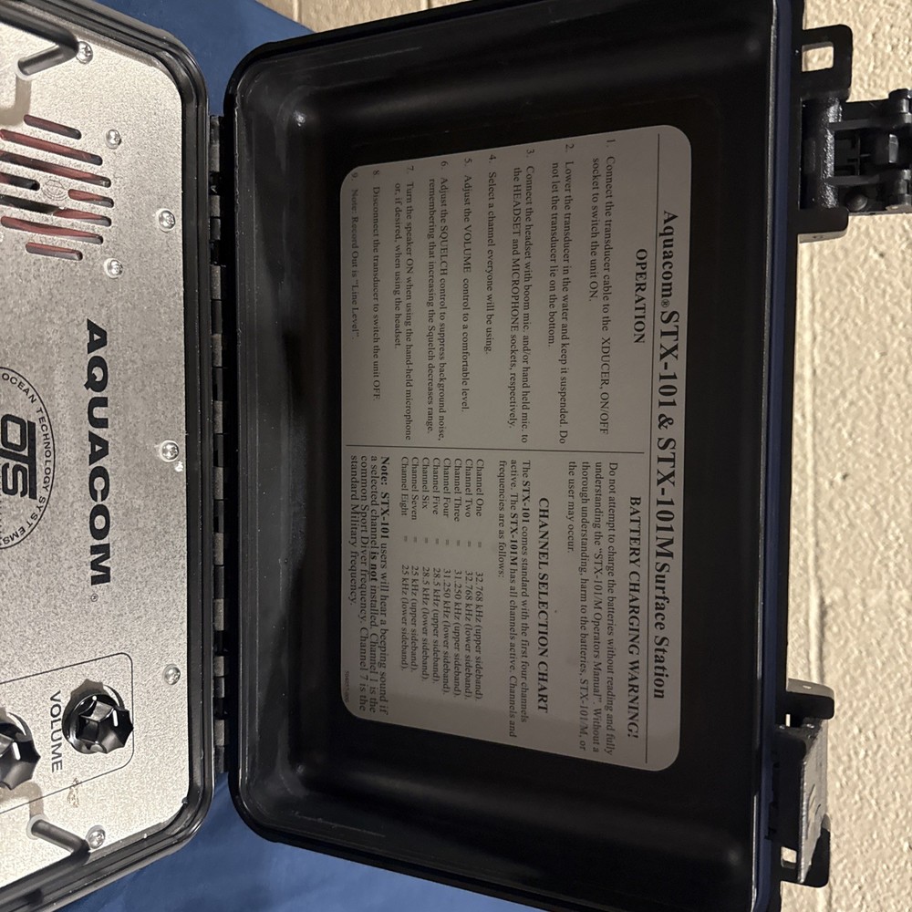 OCEAN TECHNOLOGIES AQUACOM DIVER THROUGH WATER COMMUNICATIONS STX-101