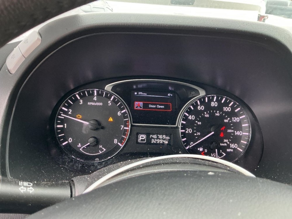 PATHFINDR 2014 Glove Box 4985711