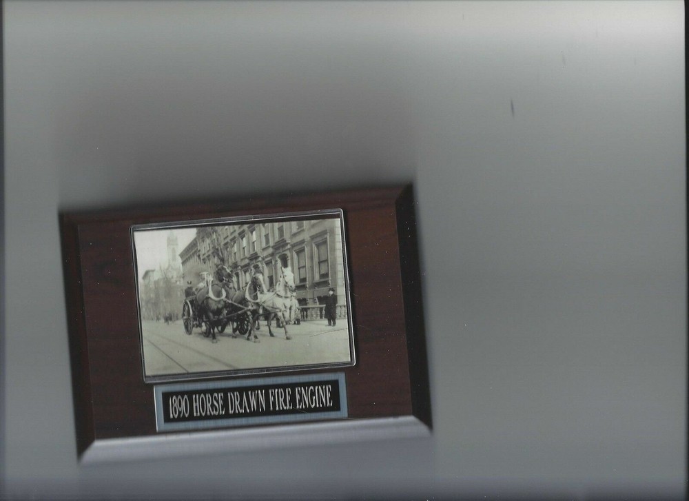 1890 HORSE DRAWN FIRE ENGINE PLAQUE FIREFIGHTING FIGHTING