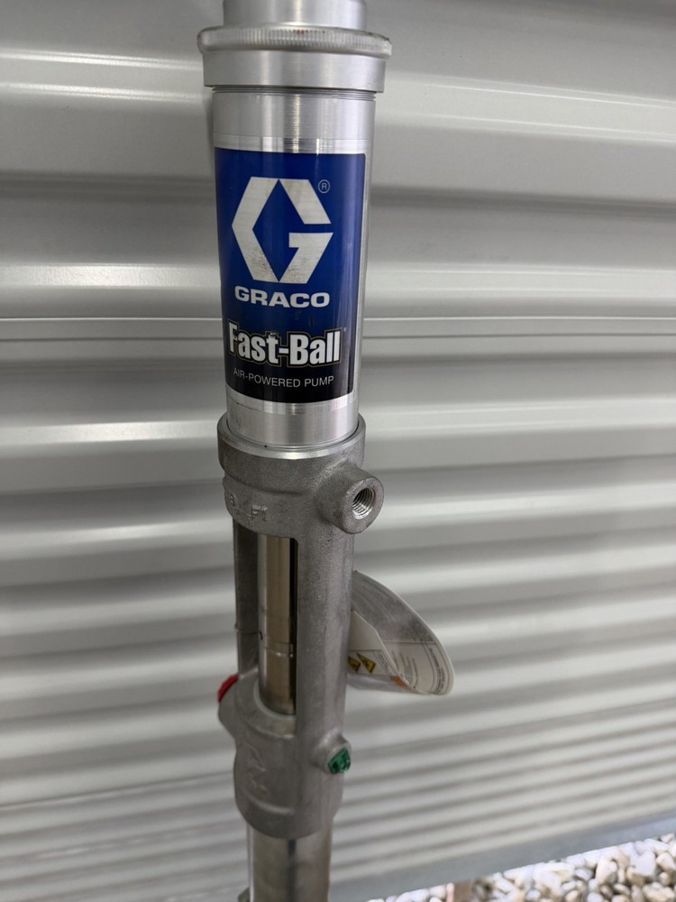 Graco Fastball Pump NEW